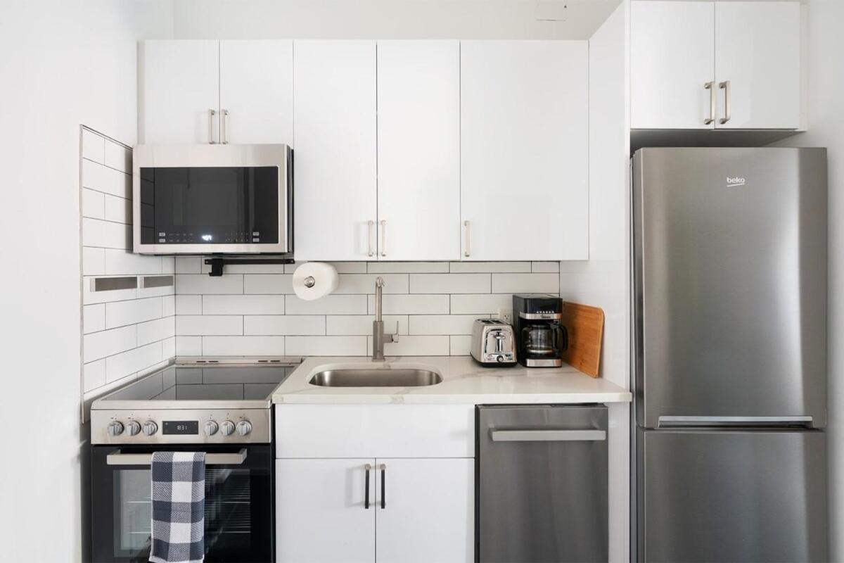 뉴욕 444-5C Newly Renovated Studio Midtown West W&D 아파트 외부 사진